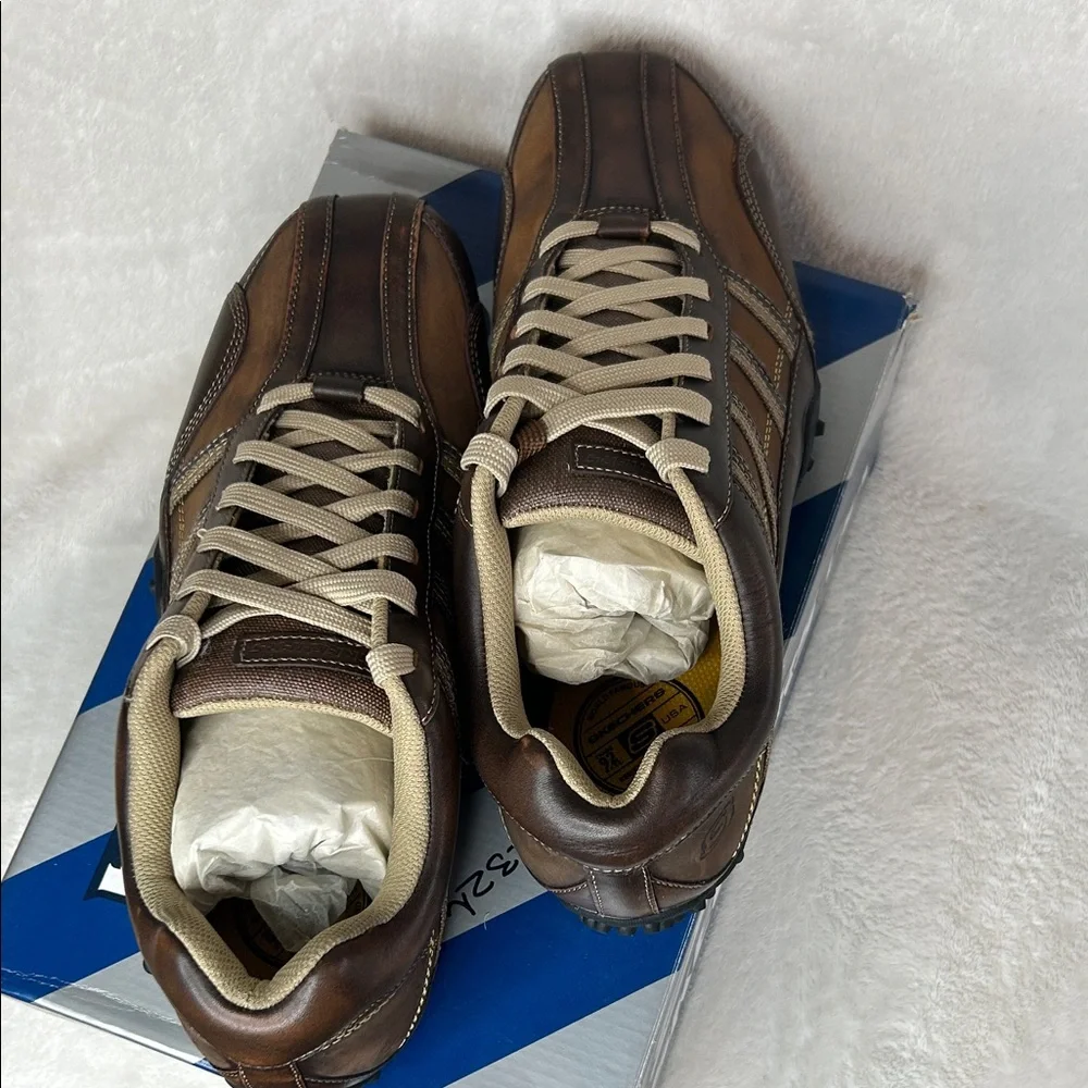 RARE!!! Early 2000’s! Skechers Men's Brown and Tan Sneakers